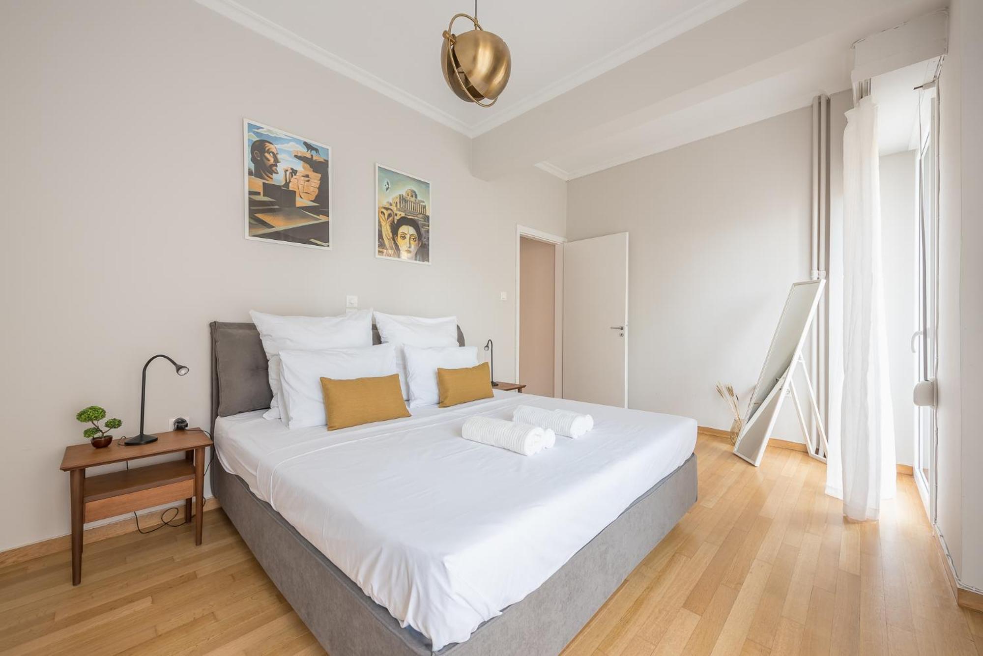 Spacious 2bds With Acropolis View In Center Athens